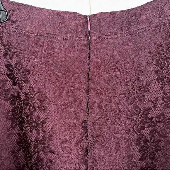 F21 M Burgundy Wine Lace A-Line Skater Flare Mini Skirt - Picture 5 of 9